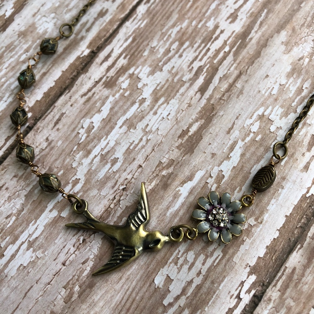 Handmade Bird Flower Necklace *firm*